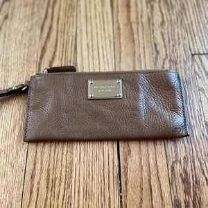 MICHAEL KORS Leather Zip Clutch